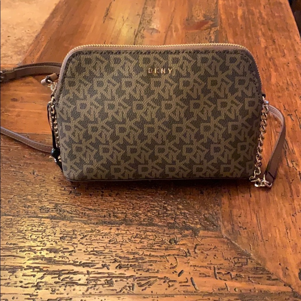 Dkny signature print cross body bag